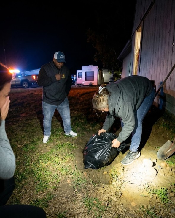 Family Discovers Missing Dad's Head Inside Garbage Bag
