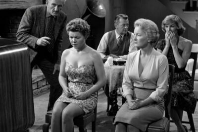 Critics Banned This Twilight Zone Episode From Airing For Good Reason