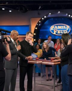 Steve Harvey Asked "Name Something You Hide From Wife"—What the Pastor Said Made Audience LOSE IT
