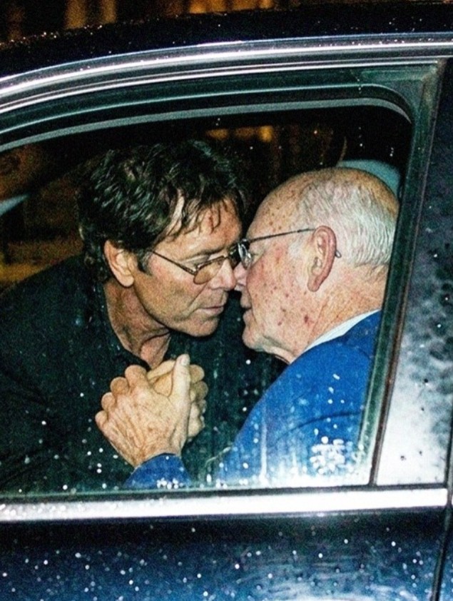 He Was Living a Double life for 29 Years, Now Cliff Richard’s Secrets Come To Light