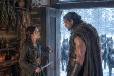 She survived five years alone in a frozen wasteland. No pack. No warmth. No hope. Then the earth shook. The Giant Alpha King arrived at her cabin door with 10 wolves. Turned out the “worthless rejected omega” was his fated mate all along. The cold didn’t break her. It forged her.