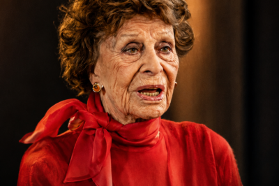 Sophia Loren Breaks Silence On Peter Sellers Stalking Her